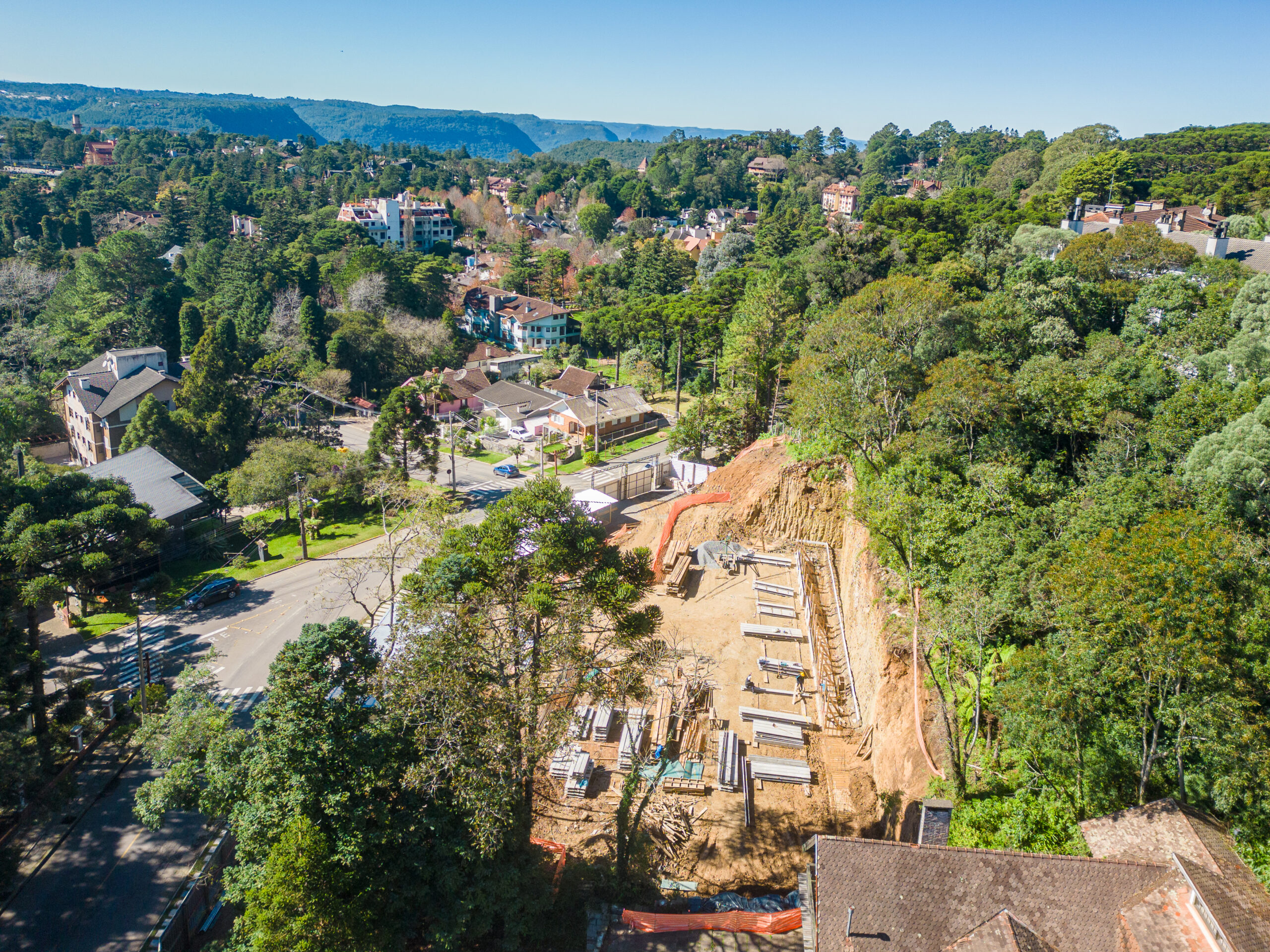 DRONE-ACOMP.-OBRA-MAIO-2024-CASA-TERRALTA-10-scaled