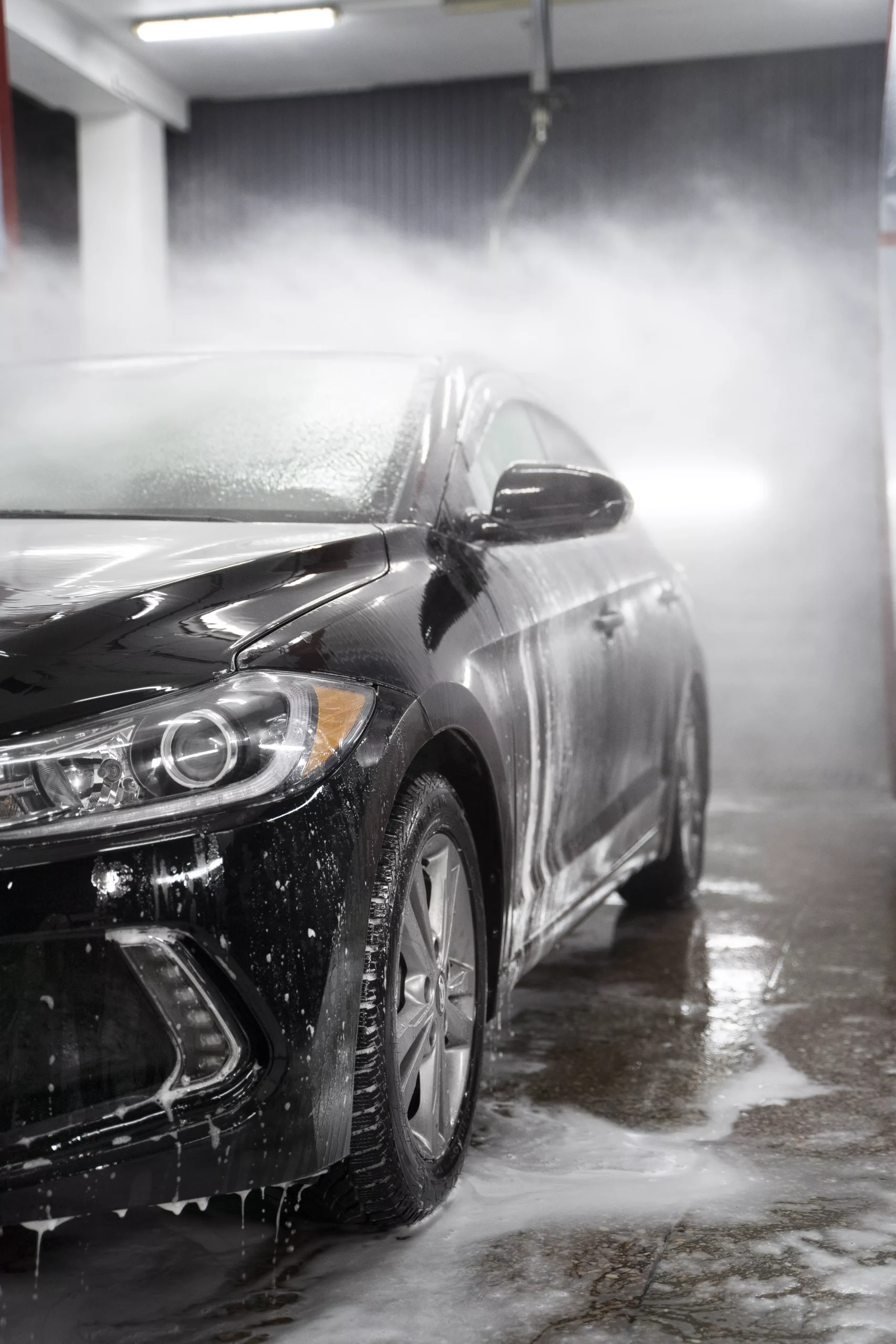 beautiful-car-washing-service